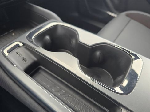 New 2026 Chevrolet Equinox EV RS image 33