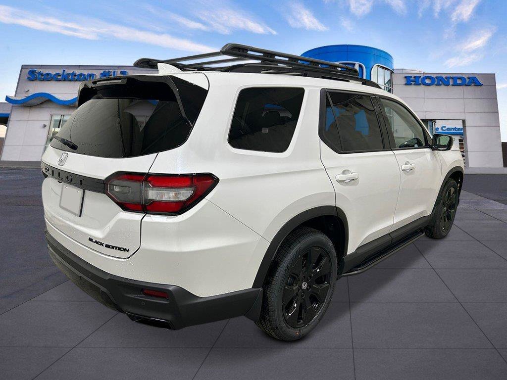New 2026 Honda Pilot Black Edition image 5