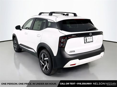 New 2026 Nissan Kicks SV w/ SV Premium Package image 7
