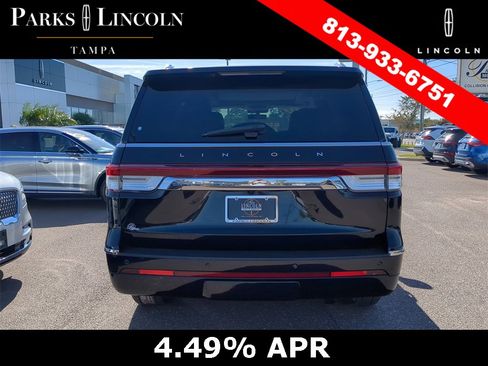 Certified 2022 Lincoln Navigator Reserve image 5