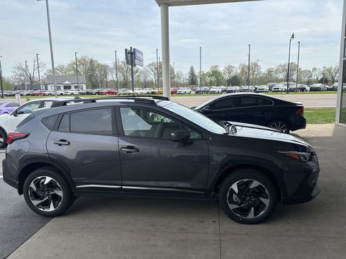 Used 2024 Subaru Crosstrek 2.5i Limited image 4