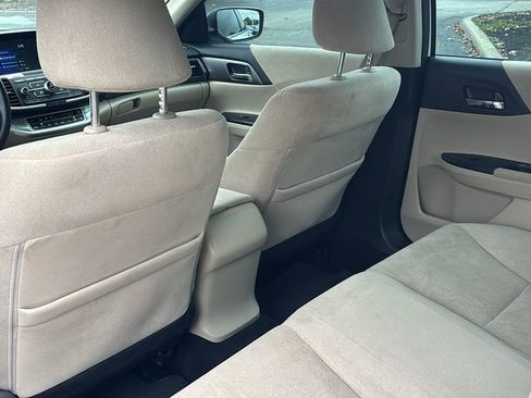 Used 2013 Honda Accord LX image 31