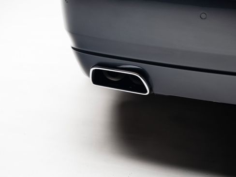 Used 2011 Rolls-Royce Ghost image 32