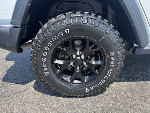 Used 2023 Jeep Wrangler Unlimited Sport AWD/4WD image 6