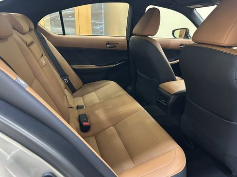 Used 2022 Lexus IS 300 w/ Comfort Package image 16