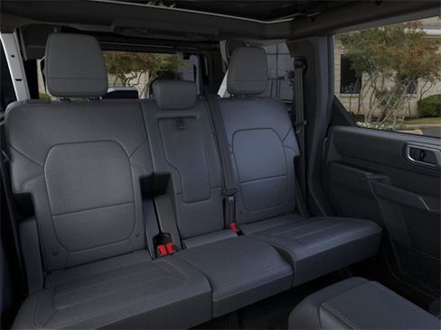 New 2025 Ford Bronco Outer Banks image 11