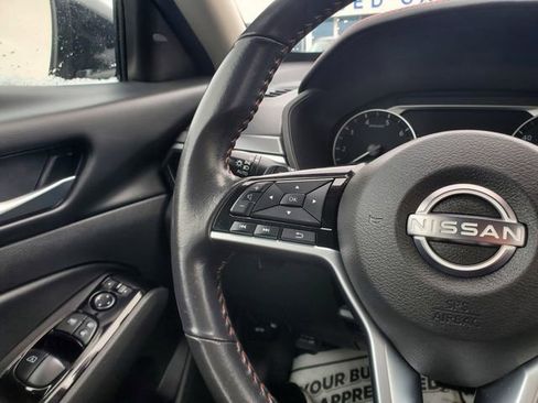 Used 2024 Nissan Altima 2.5 SR image 13