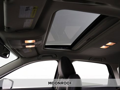 Used 2024 MAZDA CX-5 Carbon Edition image 3