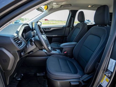 Used 2023 Ford Escape AWD image 16