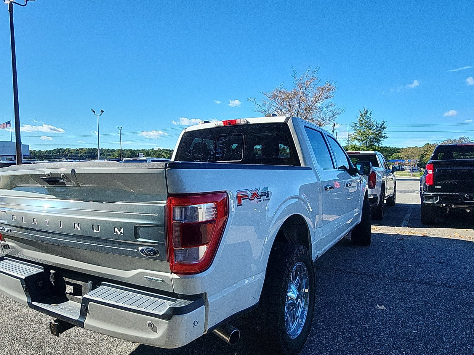 Used 2022 Ford F150 Platinum w/ Equipment Group 701A High AWD/4WD image 5