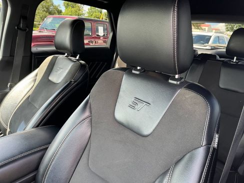 Used 2020 Ford Edge ST w/ Cold Weather Package AWD/4WD image 12