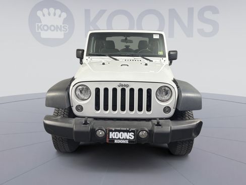 Used 2016 Jeep Wrangler Sport w/ Connectivity Group image 11