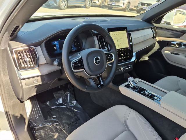 Certified 2026 Volvo XC90 B6 Plus AWD/4WD image 12