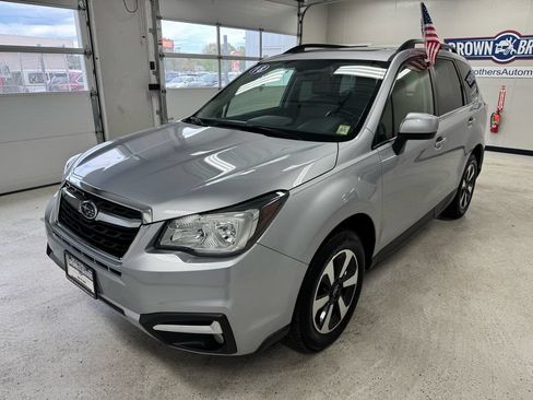 Used 2018 Subaru Forester 2.5i Limited w/ Popular Package #3B AWD/4WD image 2