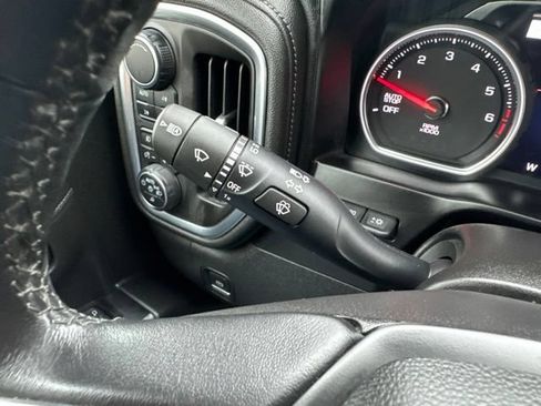 Used 2019 Chevrolet Silverado 1500 LTZ AWD/4WD image 70