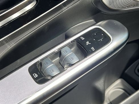 New 2026 Mercedes-Benz GLC 300 4MATIC image 13