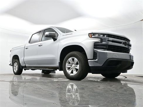 Used 2021 Chevrolet Silverado 1500 LT image 9