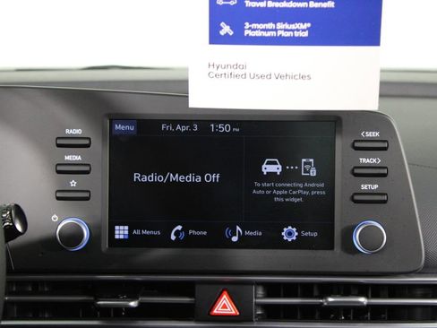 Used 2026 Hyundai Elantra SE image 9