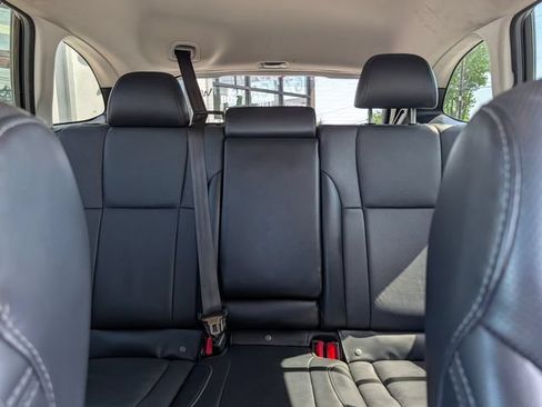 Used 2022 Subaru Outback Limited AWD/4WD image 17