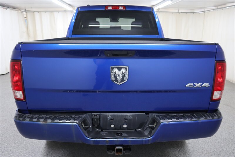 Used 2018 RAM 1500 Express w/ Express Value Package AWD/4WD image 5