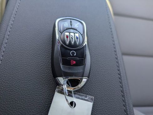 New 2026 Buick Envista Avenir image 36