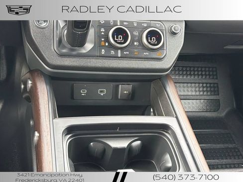 Used 2023 Land Rover Defender 130 X AWD/4WD image 10