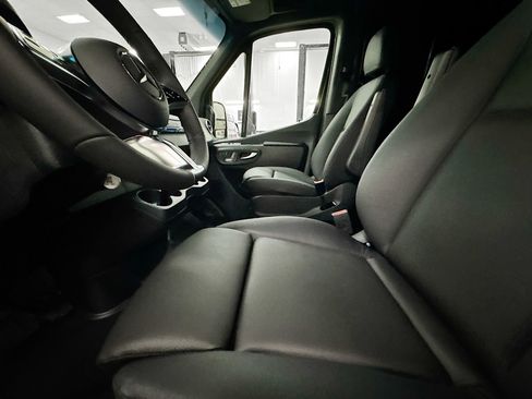 Certified 2026 Mercedes-Benz Sprinter 2500 image 22