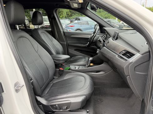 Used 2017 BMW X1 xDrive28i AWD/4WD image 11