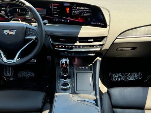 Certified 2025 Cadillac CT5 V RWD image 29