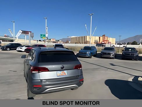 Used 2024 Volkswagen Taos S image 4