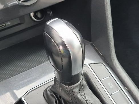 Used 2020 Volkswagen Tiguan S FWD image 26