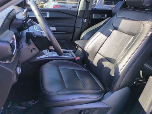 Used 2023 Ford Explorer Limited w/ Equipment Group 301A image 11