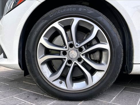 Used 2016 Mercedes-Benz C 300 4MATIC Sedan image 8