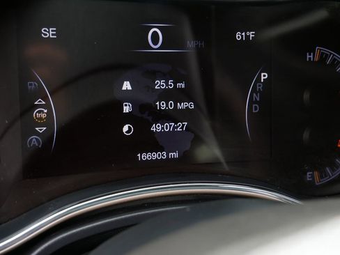 Used 2017 Jeep Grand Cherokee Limited w/ Trailer Tow Group IV image 29