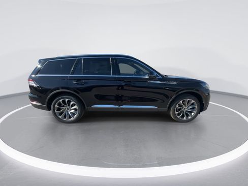 New 2026 Lincoln Aviator Reserve AWD/4WD image 9