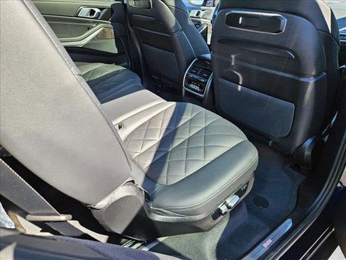 Used 2026 BMW X7 xDrive40i AWD/4WD image 19