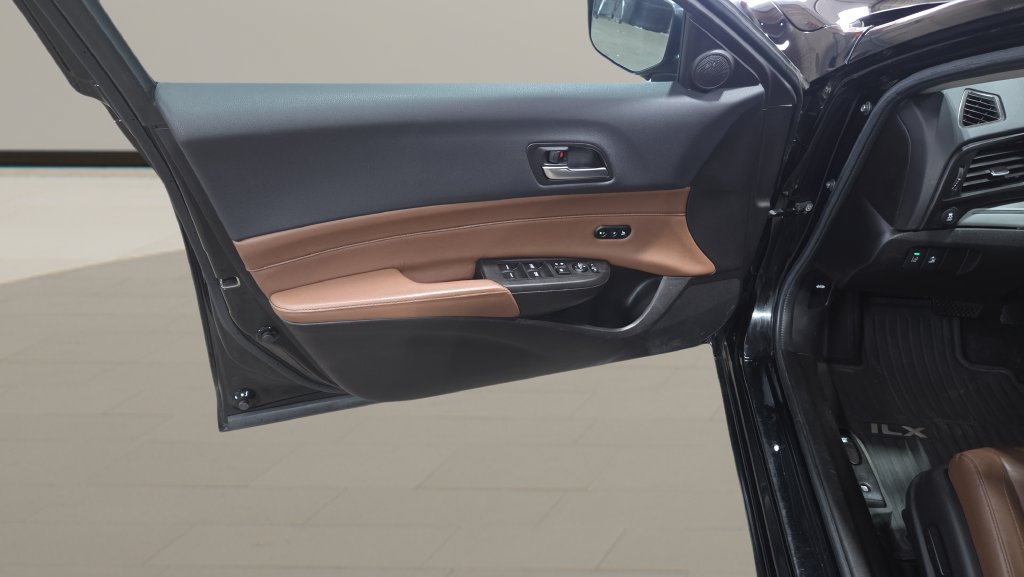 Used 2019 Acura ILX w/ Premium Package FWD image 7
