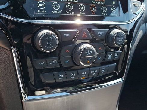 Certified 2020 Jeep Grand Cherokee Laredo w/ Laredo X Package AWD/4WD image 21