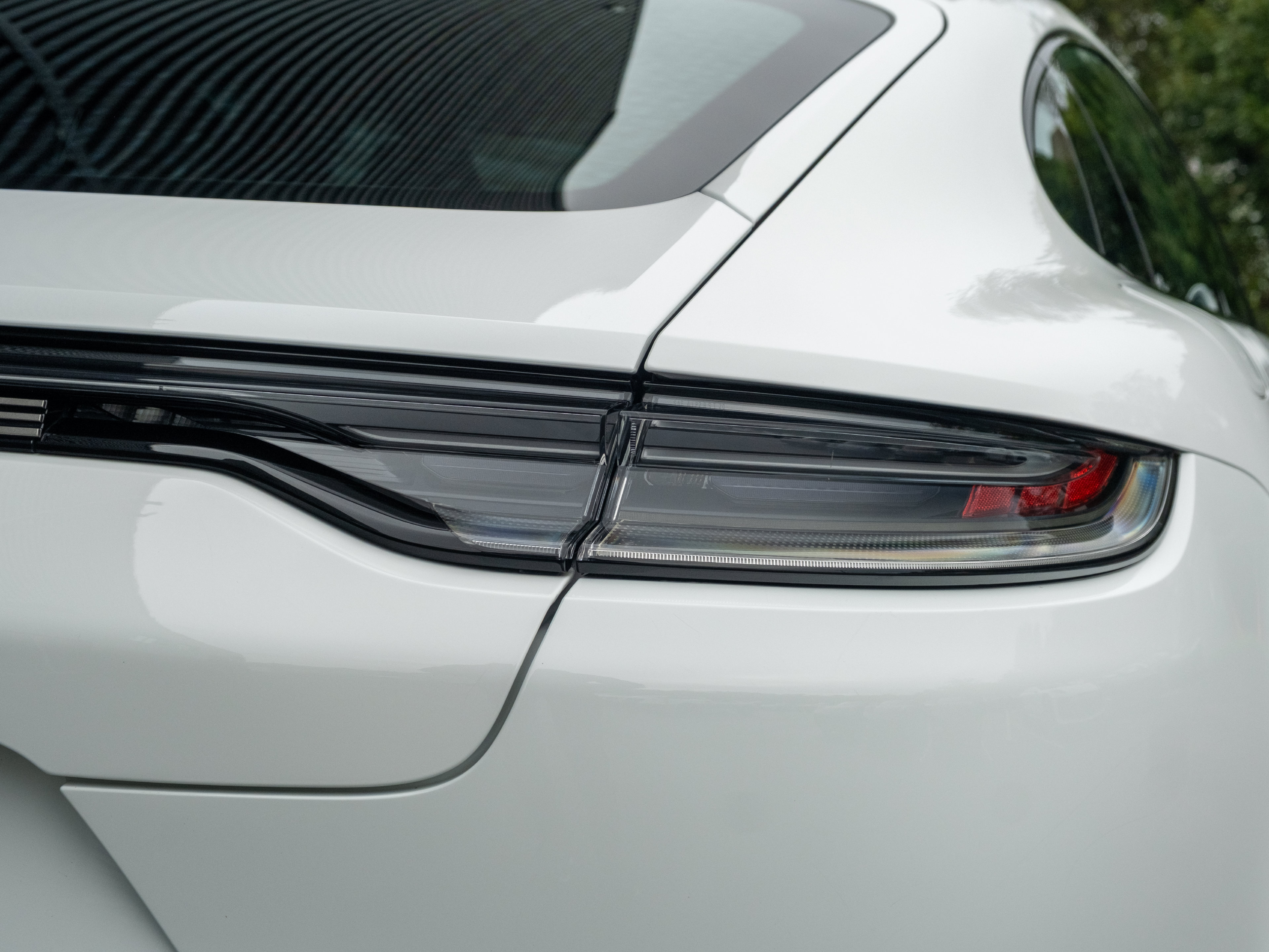 Certified 2023 Porsche Panamera 4 Platinum Edition AWD/4WD image 22