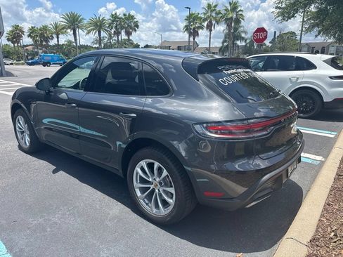 Certified 2026 Porsche Macan AWD/4WD image 3
