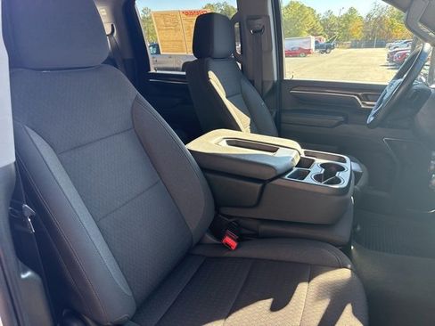 Used 2024 Chevrolet Silverado 2500 LT image 27