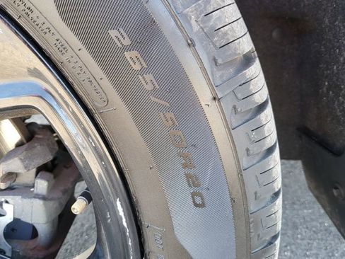 Used 2019 Jeep Grand Cherokee Laredo image 17