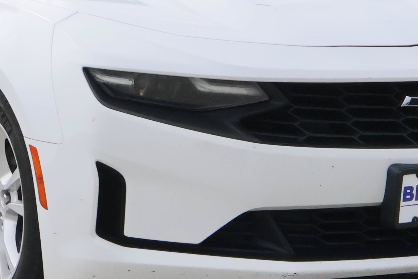 Used 2020 Chevrolet Camaro LT w/ Technology Package RWD image 8