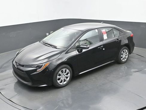 New 2026 Toyota Corolla LE FWD image 29