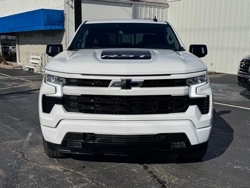 Used 2023 Chevrolet Silverado 1500 RST w/ Convenience Package II AWD/4WD image 2
