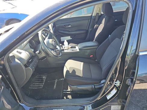 Used 2021 Nissan Sentra SV FWD image 7