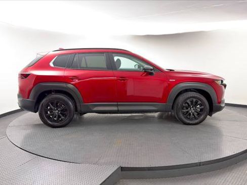 Used 2025 MAZDA CX-50 AWD 2.5 Hybrid w/ Premium Pkg image 9
