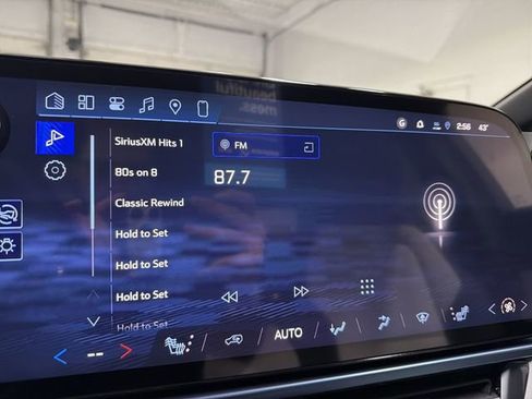 New 2026 Chevrolet Equinox EV LT image 26