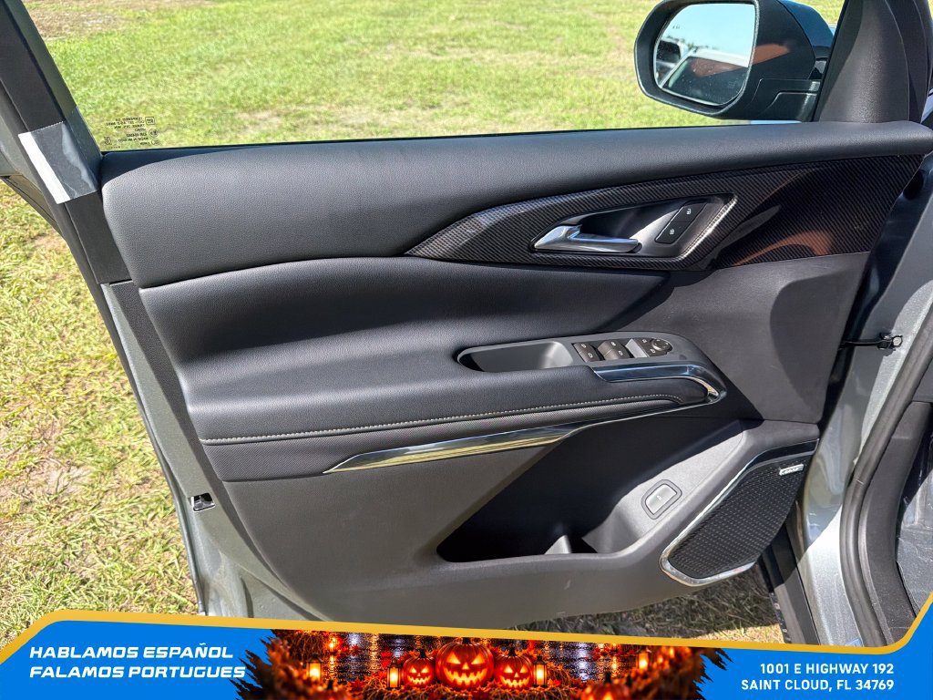 New 2027 Chevrolet Traverse Z71 w/ Enhanced Driving Package AWD/4WD image 12