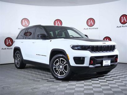 Used 2022 Jeep Grand Cherokee Trailhawk